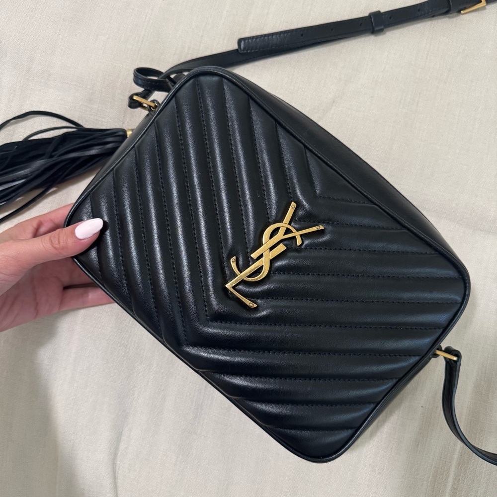 YSL LOU CAMERA BAG IN QUILTED LEATHER BLACK